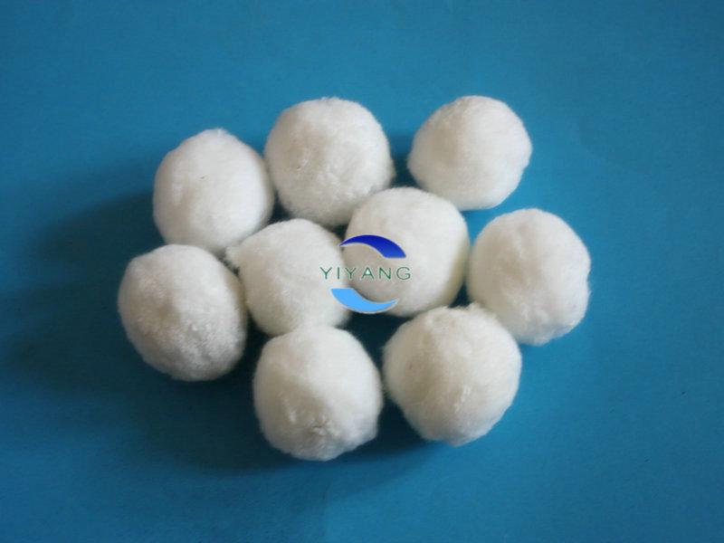 纖維球?yàn)V料在水處理和凈化的工業(yè)中具有非常大的優(yōu)點(diǎn) 纖維球?yàn)V料在水處理和凈化的工業(yè)中具有非常大的優(yōu)點(diǎn)